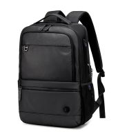 Golden Wolf tietokone-/matkareppu, GB00402, musta