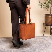 The Chesterfield Brand Astano, nahkainen tietokonelaukku, cognac