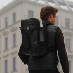 James Hawk Cabin bag matkakassi/reppu, musta