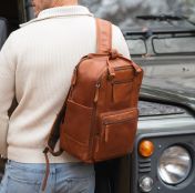 The Chesterfield Brand Calden nahkareppu, konjakki