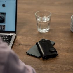 The Chesterfield Brand Portland, rfid-suojattu korttilompakko, musta