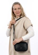 Suri Frey olkalaukku Piggy, 16740, musta