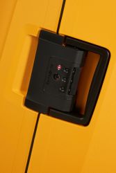 Samsonite Essens keskisuuri matkalaukku, radiant yellow