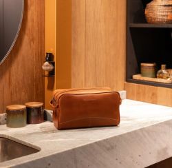 The Chesterfield Brand Stefan, nahkainen toilettilaukku, cognac